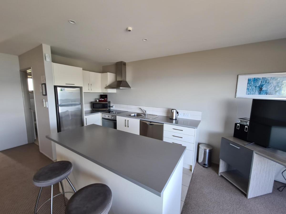 Te Kaha Beach Hotel Eksteriør bilde